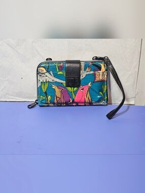 Sakroots Smartphone Wristlet/Crossbody Bag- EUC